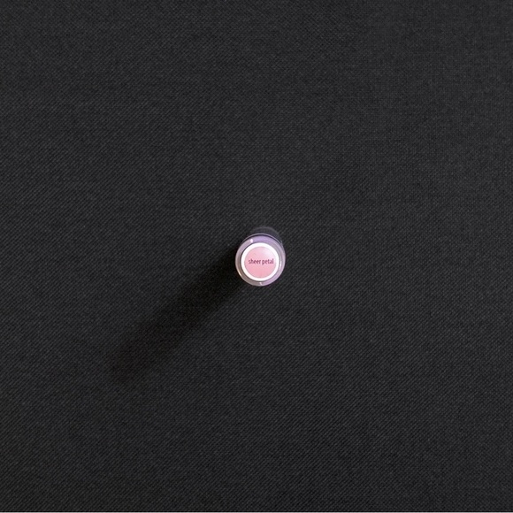 TARTE Sheer Petal Maracuja Juicy Lip Vinyl Mirror Shine Lacquer Balm - Picture 3 of 3